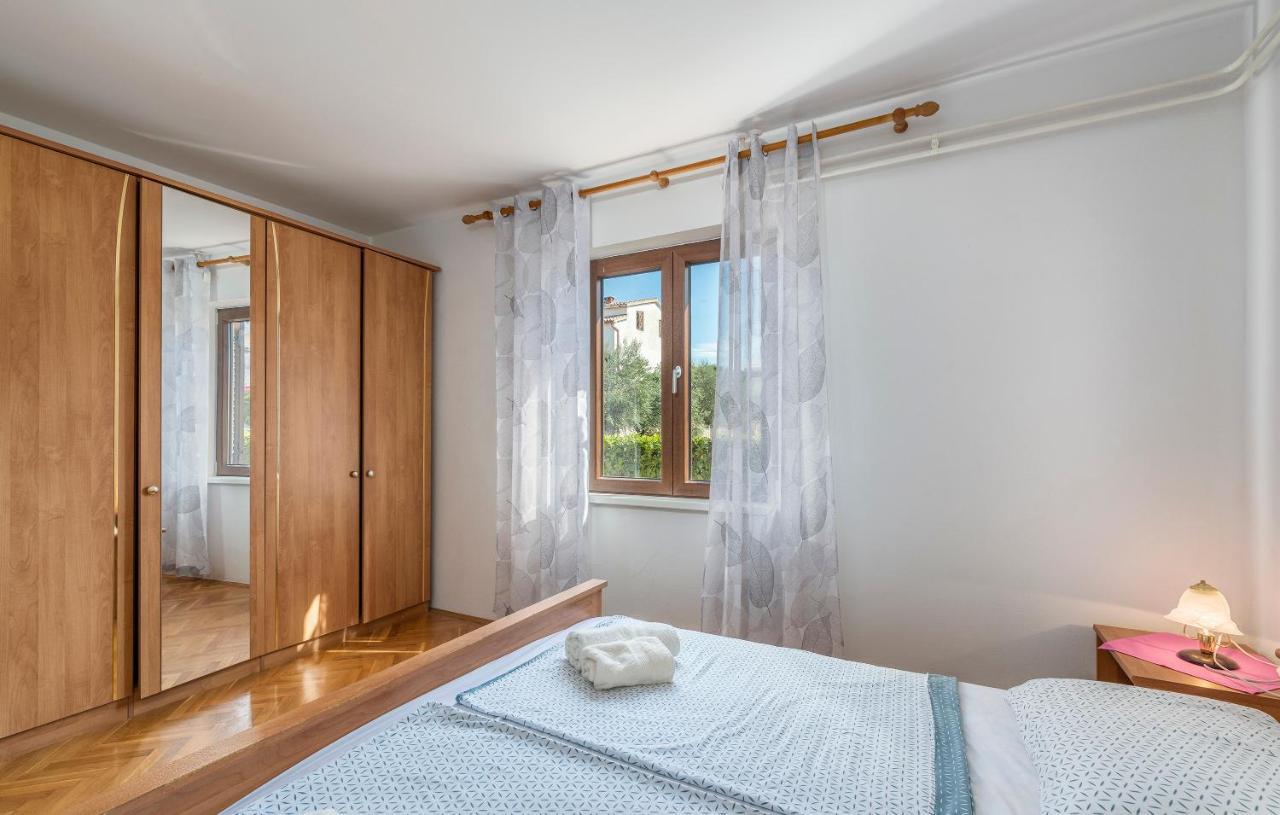 Apartments Feniks Пореч Екстериор снимка