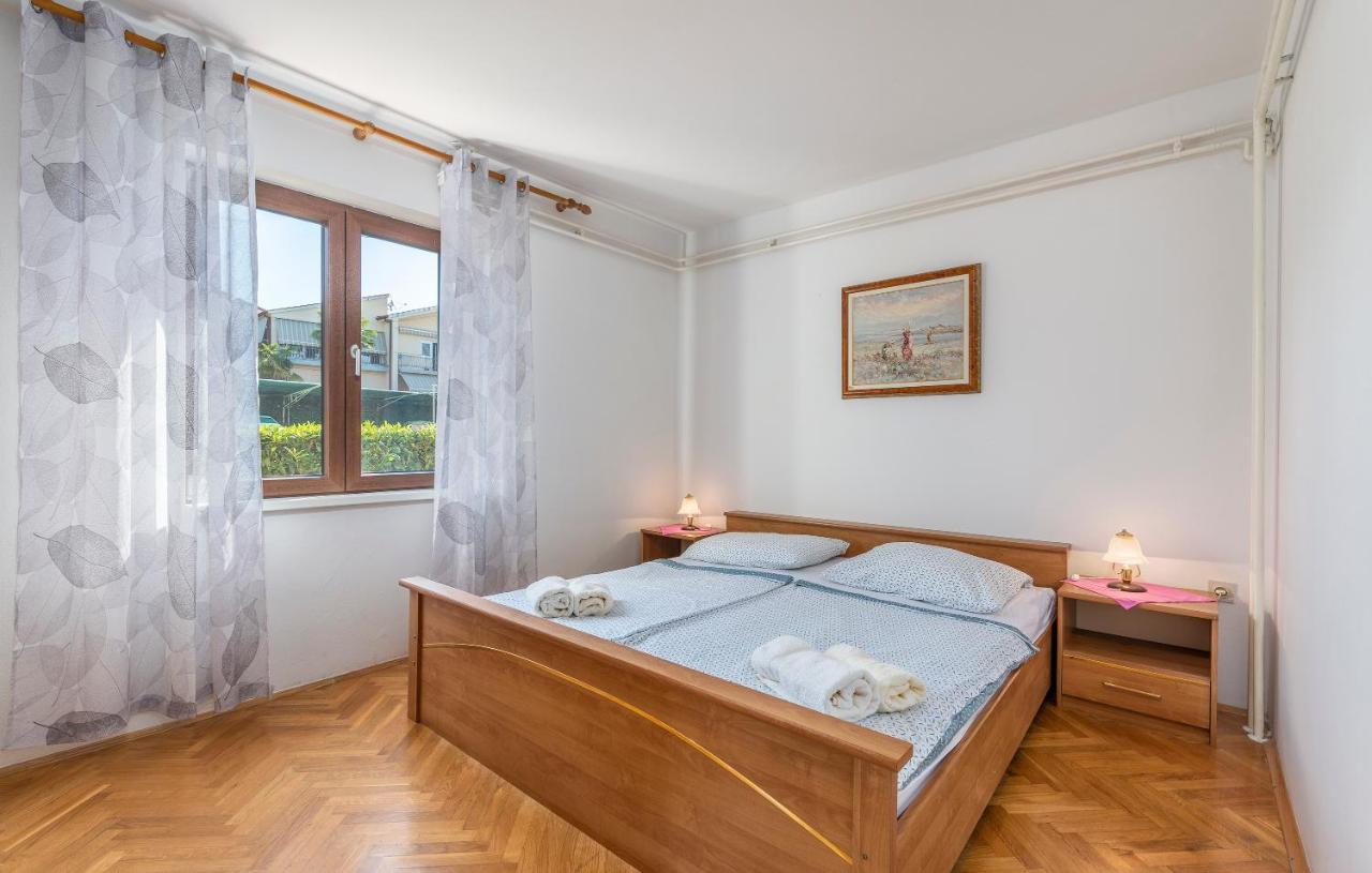 Apartments Feniks Пореч Екстериор снимка
